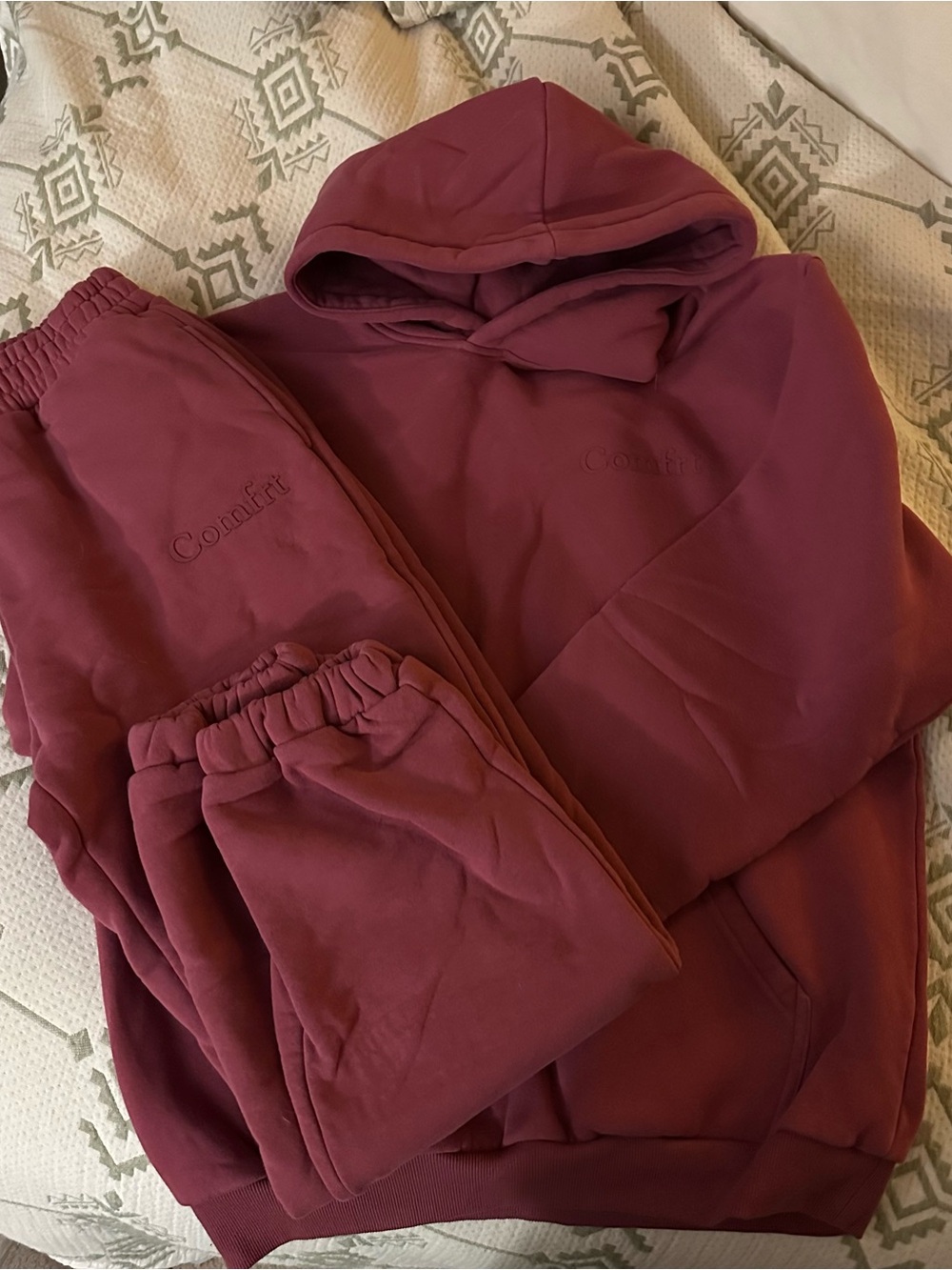 Comfrt Hoodie & Jogger Set - Berry